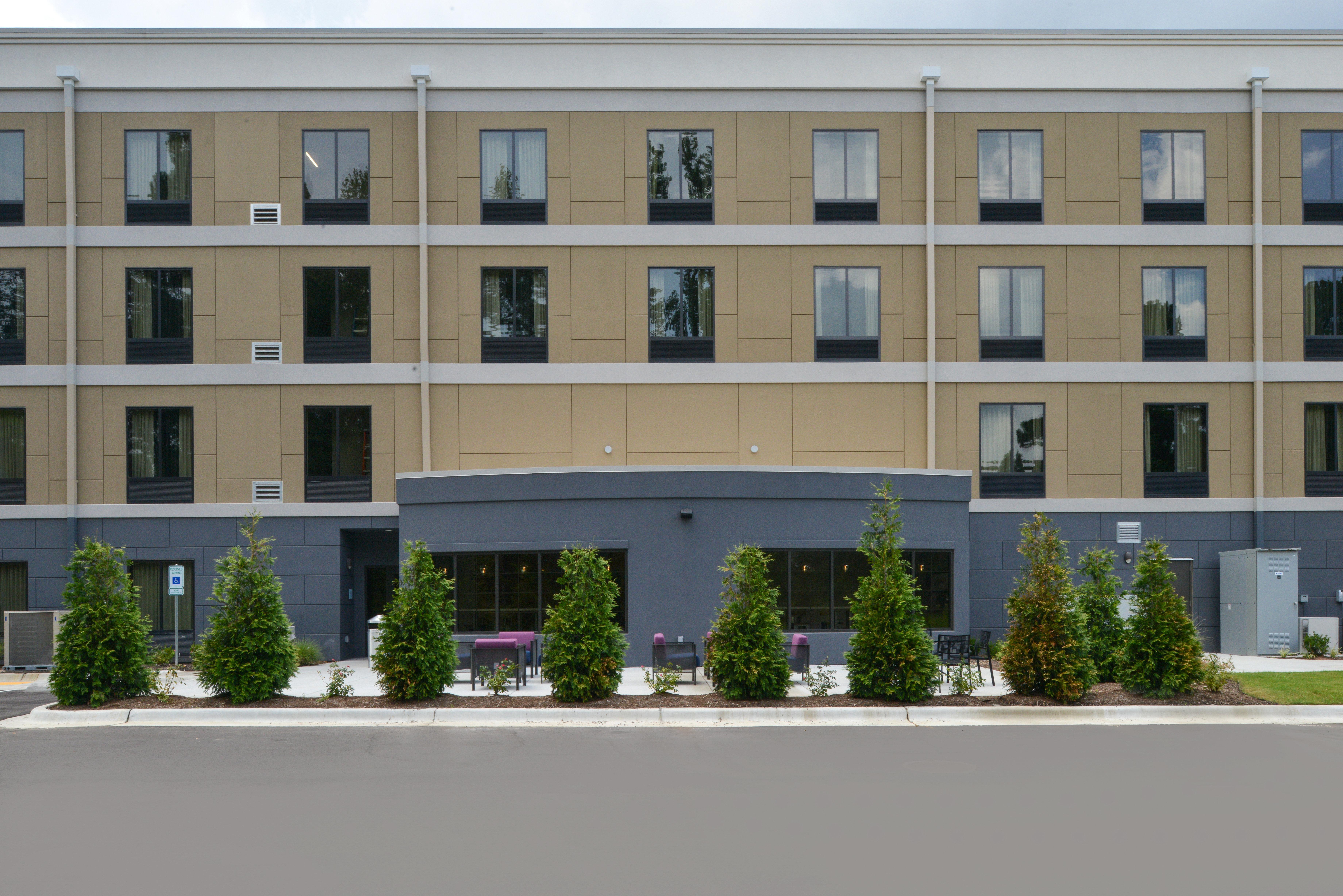 Holiday Inn Express And Suites Bryant - Benton Area By Ihg Exterior photo