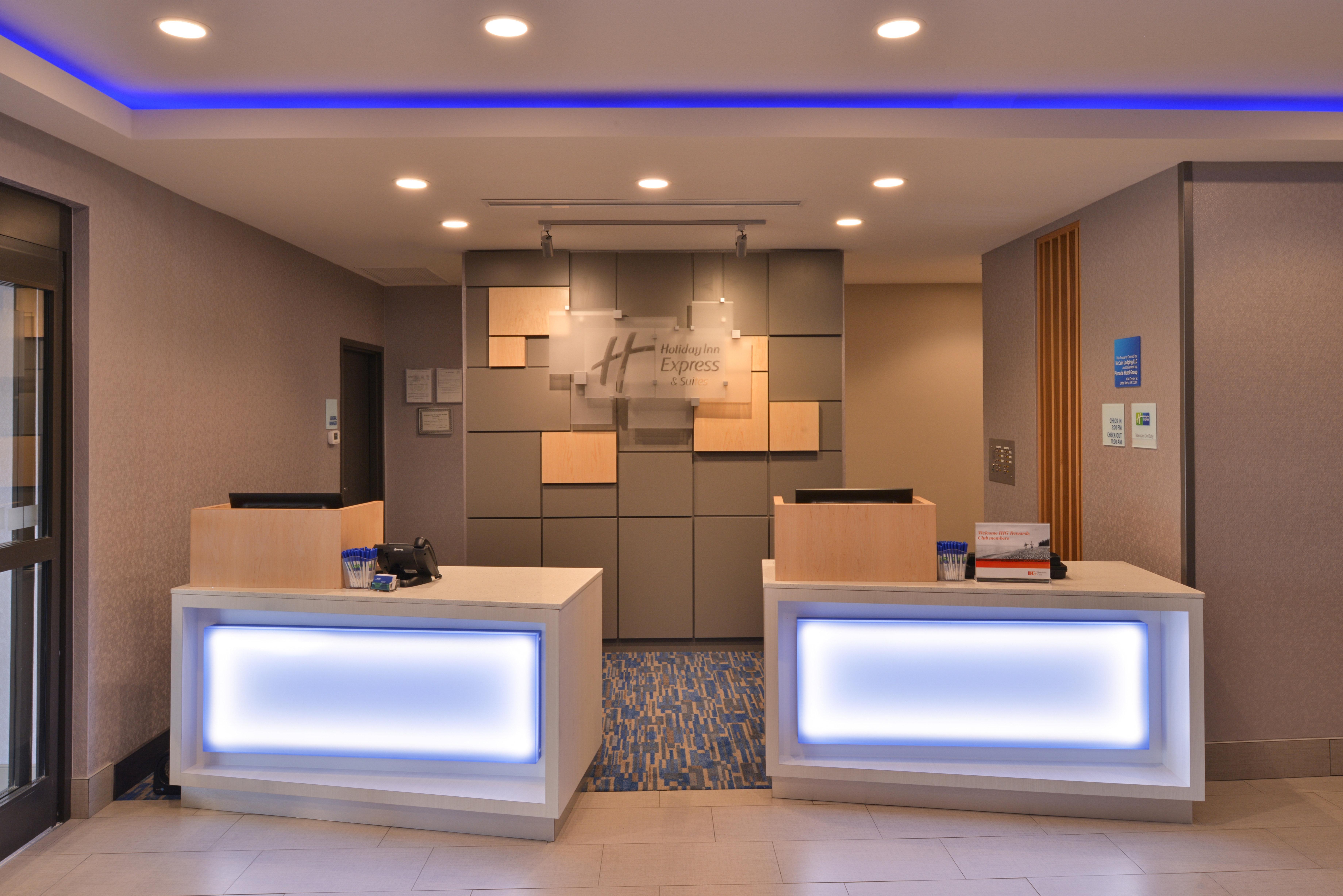 Holiday Inn Express And Suites Bryant - Benton Area By Ihg Exterior photo